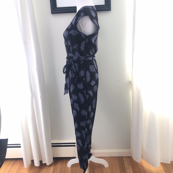 { Leith } Tie Waist Print Jumpsuit - Picture 7 of 10